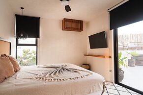 Tanik Tulum By Lockey