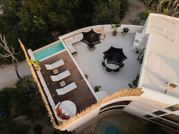 Tanik Tulum By Lockey