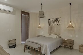 Tanik Tulum By Lockey