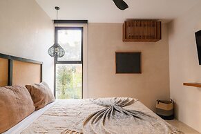 Tanik Tulum By Lockey