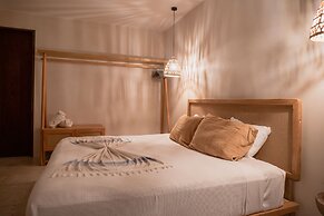 Tanik Tulum By Lockey