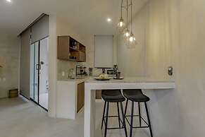 Tanik Tulum By Lockey