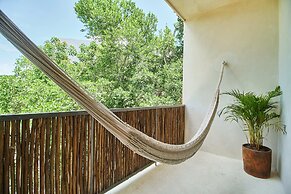 Tanik Tulum By Lockey