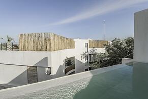 Tanik Tulum By Lockey