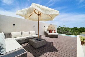 Tanik Tulum By Lockey