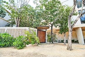 Tanik Tulum By Lockey