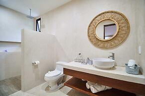 Tanik Tulum By Lockey