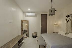 Tanik Tulum By Lockey