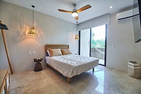 Tanik Tulum By Lockey