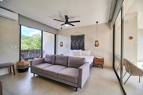 Tanik Tulum By Lockey