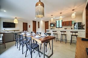 Tanik Tulum By Lockey