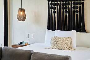 Tanik Tulum By Lockey