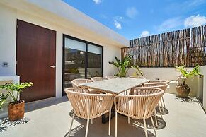 Tanik Tulum By Lockey