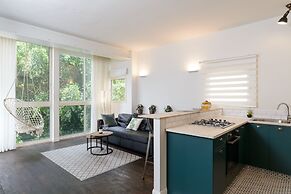 Arlo by TLV2RENT