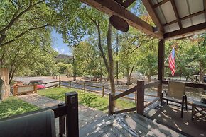 Lil Kahuna Rr 7465 1 Bedroom Home by RedAwning