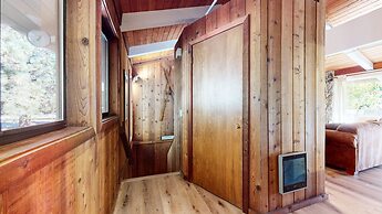 Villa De Los Pinos #35 2 Bedroom Condo by Redawning