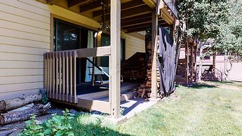 Villa De Los Pinos #35 2 Bedroom Condo by Redawning