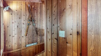 Villa De Los Pinos #35 2 Bedroom Condo by Redawning