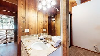 Villa De Los Pinos #35 2 Bedroom Condo by Redawning