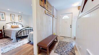 Forest Creek #15 2 Bedroom Condo by RedAwning