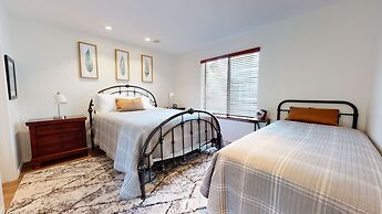 Forest Creek #15 2 Bedroom Condo by RedAwning