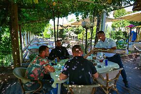 Nari Lunder Agro-Tourism