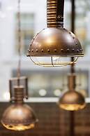 Moxy Richmond Downtown