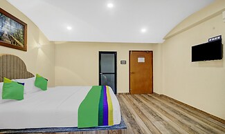 Treebo Majestic Palms, 2 Km From Colva Beach