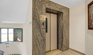 Treebo Majestic Palms, 2 Km From Colva Beach