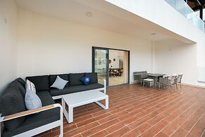 Amar'e Aparthotel & Spa