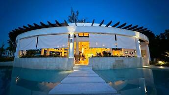 Amar'e Aparthotel & Spa