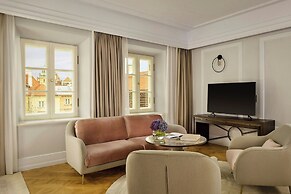 Hotel Verte, Warsaw, Autograph Collection