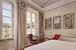 Hotel Verte, Warsaw, Autograph Collection