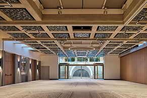 Hotel Verte, Warsaw, Autograph Collection