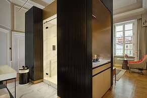 Hotel Verte, Warsaw, Autograph Collection