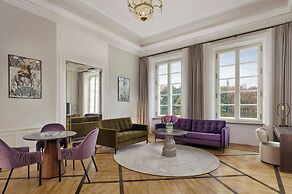 Hotel Verte, Warsaw, Autograph Collection