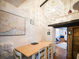 Apt 1 44/45 Coombe Street