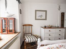 Apt 1 44/45 Coombe Street