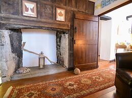 Apt 1 44/45 Coombe Street