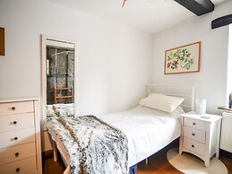 Apt 1 44/45 Coombe Street