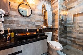 Summit Pinheiros by Okaeri Home Aparts