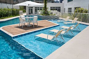 Summit Pinheiros by Okaeri Home Aparts