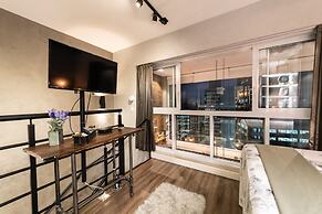 Summit Pinheiros by Okaeri Home Aparts