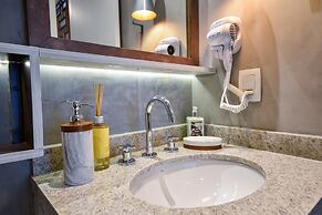 Summit Pinheiros by Okaeri Home Aparts