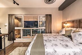 Summit Pinheiros by Okaeri Home Aparts