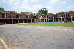 OYO Hotel Opp Al, Floral Hwy