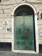 RED AND BLUES MUSIC HOTEL GENOVA