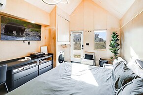 Bunkies-the Commissioner