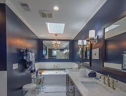 5 Bed Sleeps 12 With Water Views