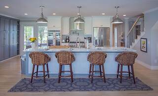 5 Bed Sleeps 12 With Water Views